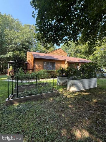 6660 HORSESHOE DR, La Plata, MD 20646