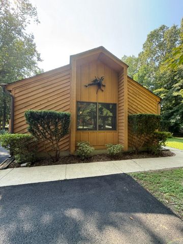 6660 HORSESHOE DR, La Plata, MD 20646