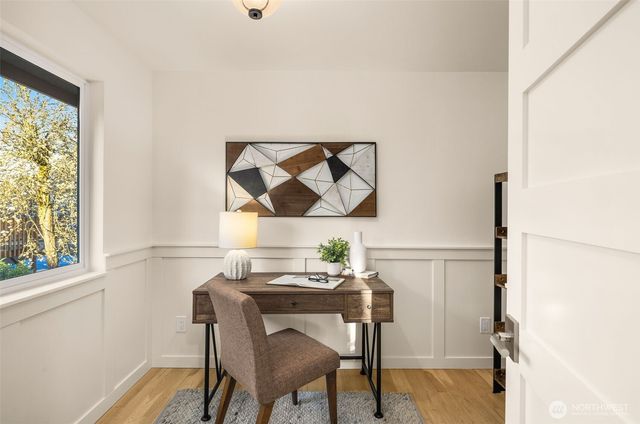 12012 North Park Avenue N, Seattle, WA 98133