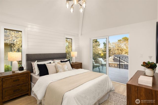 12012 North Park Avenue N, Seattle, WA 98133