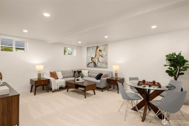 12012 North Park Avenue N, Seattle, WA 98133