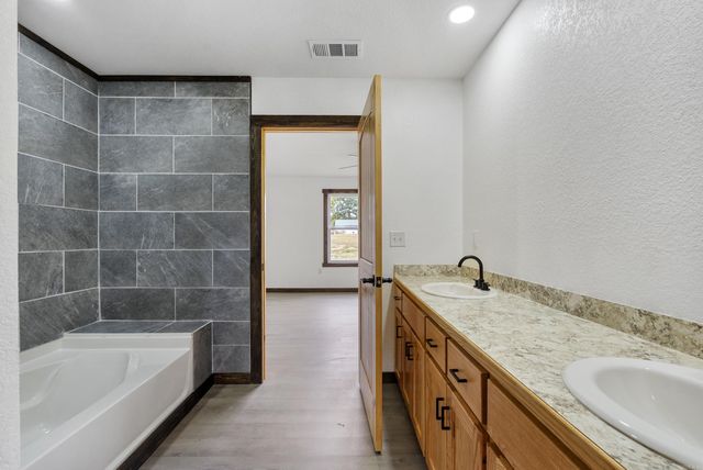 642 School, Rose Bud, AR 72137