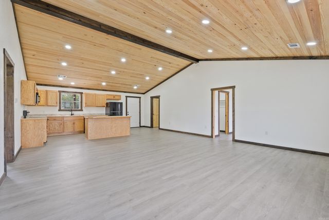 642 School, Rose Bud, AR 72137