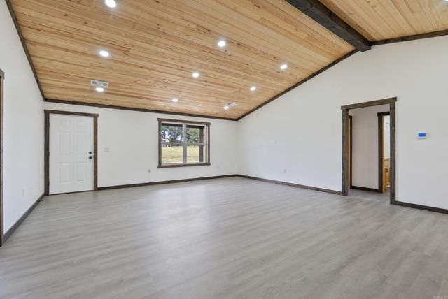 642 School, Rose Bud, AR 72137