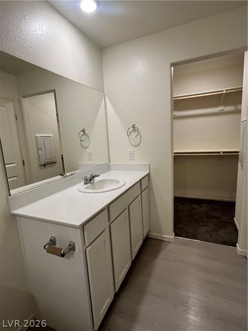 1578 Dom River Drive, North Las Vegas, NV 89084