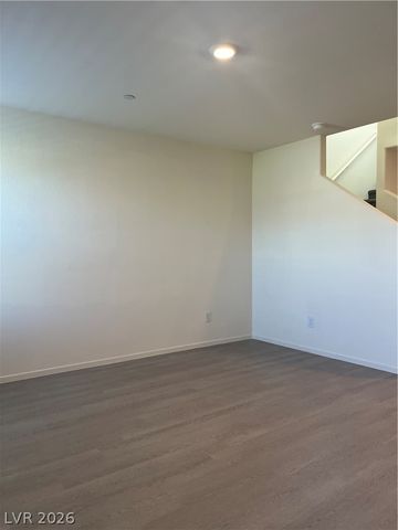 1578 Dom River Drive, North Las Vegas, NV 89084