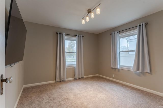 1708 Washington Avenue, Evansville, IN 47714