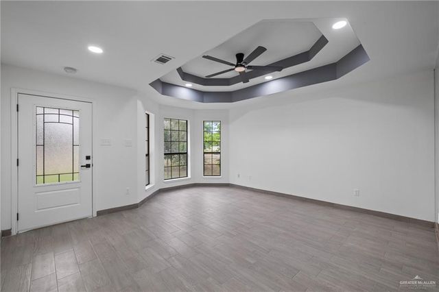 322 E Adams Avenue, Alton, TX 78573