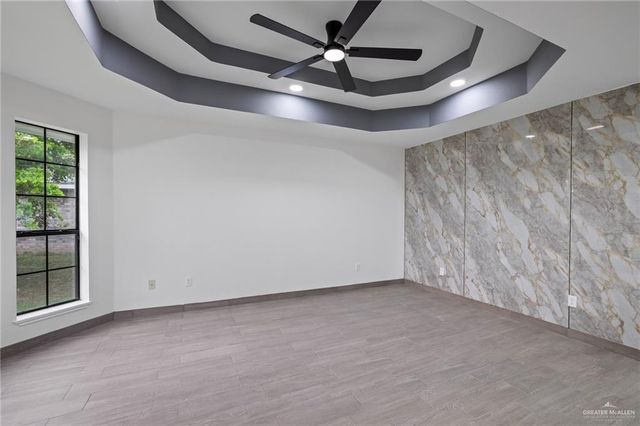 322 E Adams Avenue, Alton, TX 78573