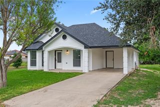 322 E Adams Avenue, Alton, TX 78573