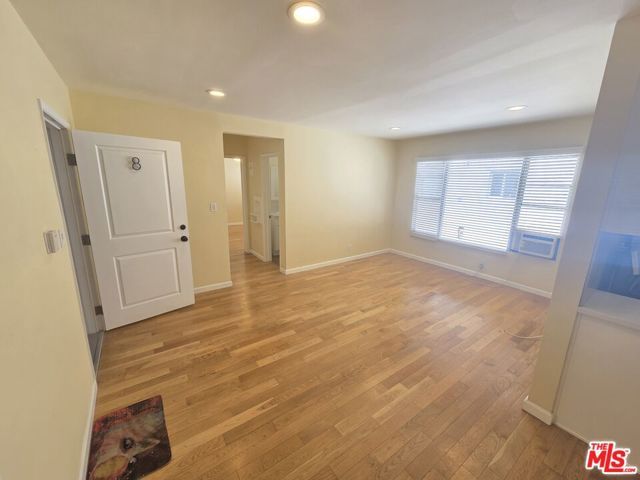 5950 Carlton Way 8, Los Angeles, CA 90028