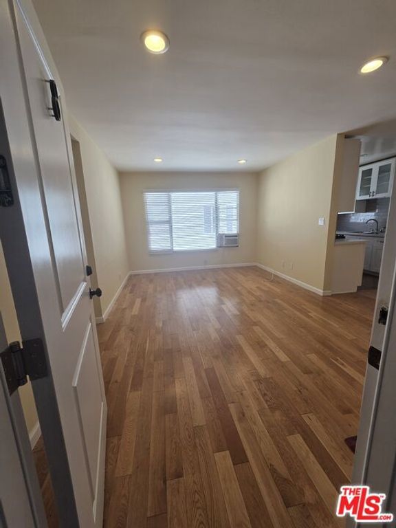 5950 Carlton Way 8, Los Angeles, CA 90028