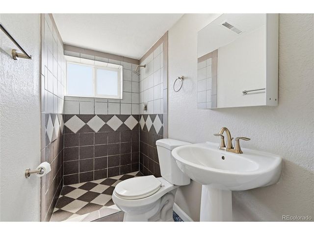 3704 E 88th Cir, Denver, CO 80229