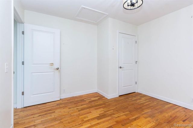 5194 Heath Avenue, Clarkston, MI 48346