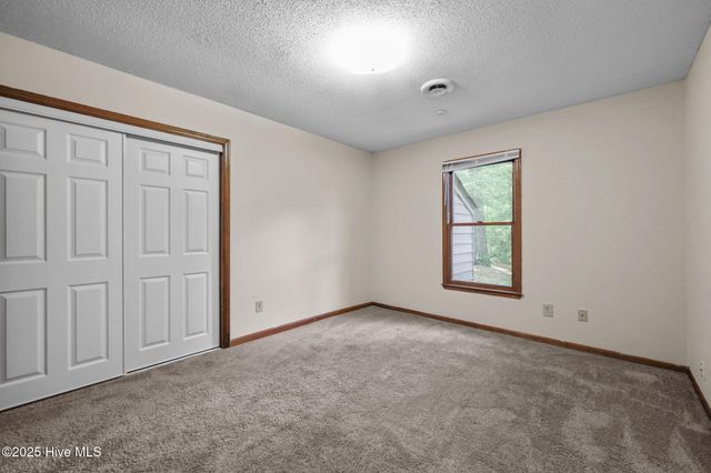 204 Corey Court, Jacksonville, NC 28546