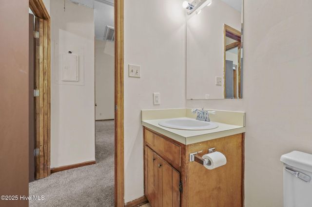 204 Corey Court, Jacksonville, NC 28546