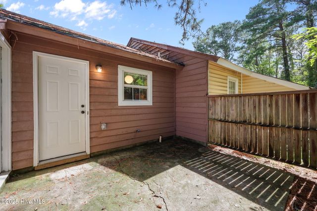 204 Corey Court, Jacksonville, NC 28546