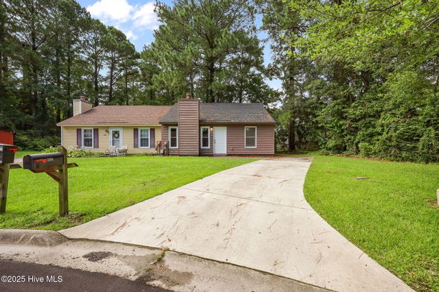 204 Corey Court, Jacksonville, NC 28546