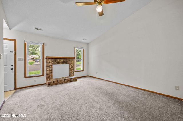 204 Corey Court, Jacksonville, NC 28546