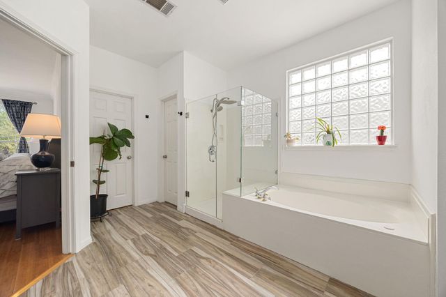 2624 Niemann DR, Austin, TX 78748