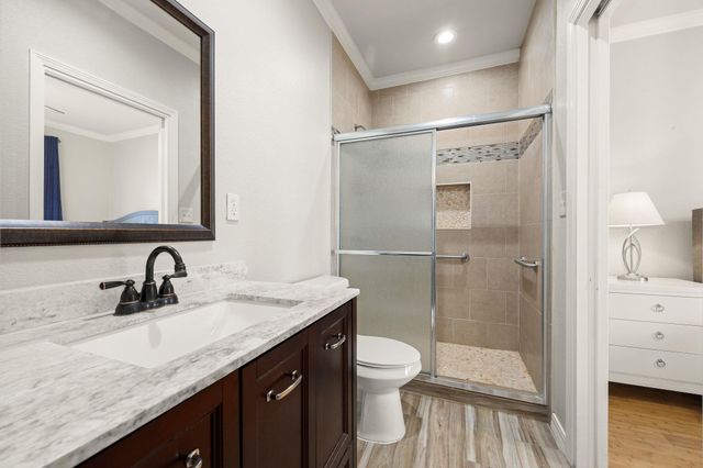 2624 Niemann DR, Austin, TX 78748