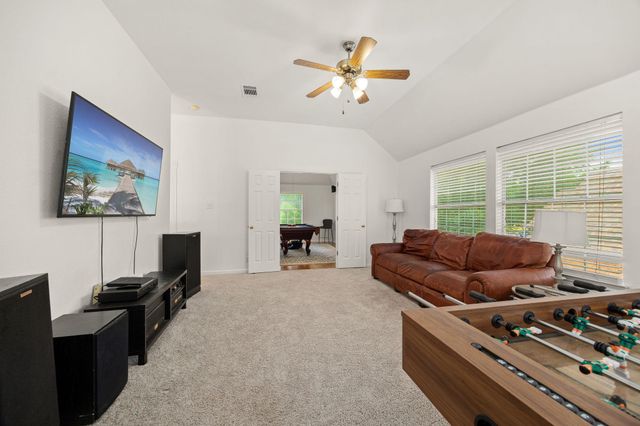 2624 Niemann DR, Austin, TX 78748