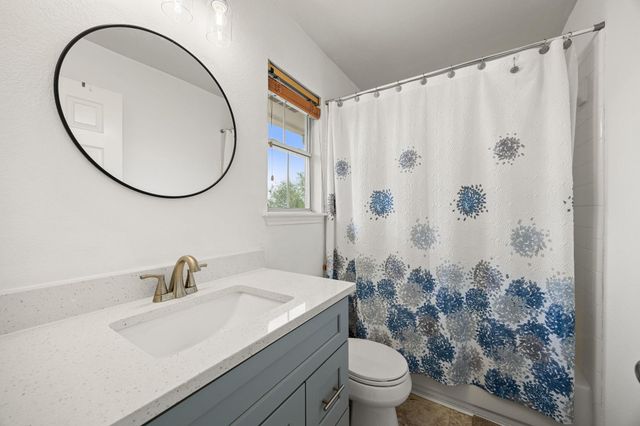 2624 Niemann DR, Austin, TX 78748