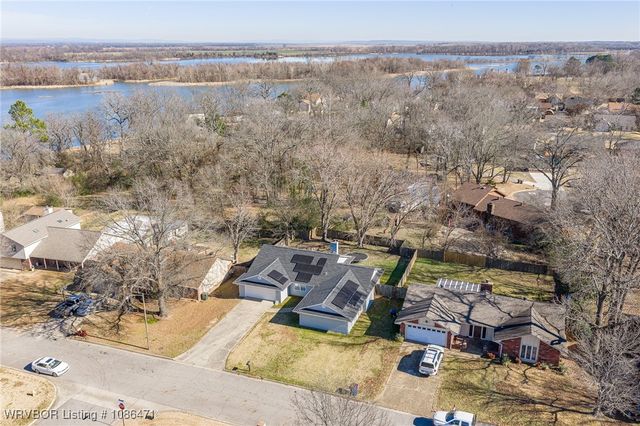 2809 S 97th Circle, Fort Smith, AR 72903