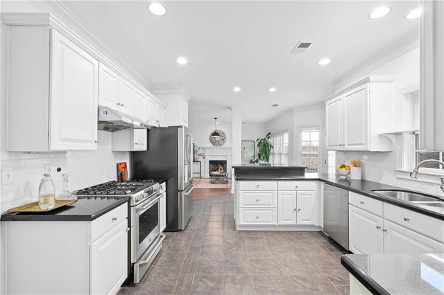 6 Wilburn Court, Decatur, GA 30030