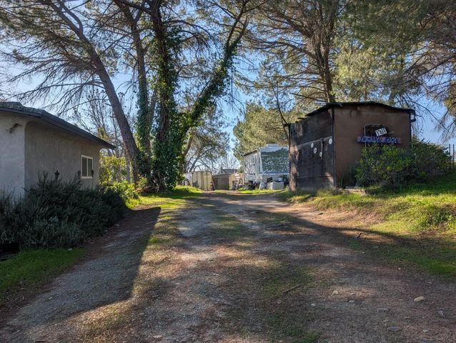 3436 Davis Dr, Burson, CA 95225