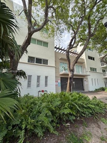 630 85th St 101, Miami Beach, FL 33141