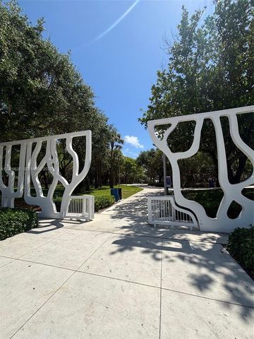 630 85th St 101, Miami Beach, FL 33141