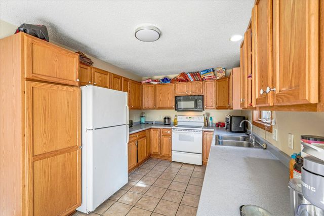 1077 26th Avenue SE, Minneapolis, MN 55414