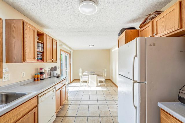 1077 26th Avenue SE, Minneapolis, MN 55414