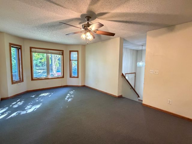 1077 26th Avenue SE, Minneapolis, MN 55414