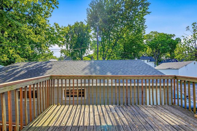 1077 26th Avenue SE, Minneapolis, MN 55414