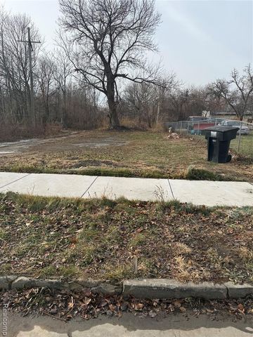 4631 17th Street, Detroit, MI 48208