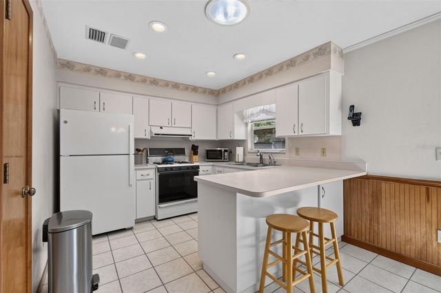 4341 NW 22ND STREET, Gainesville, FL 32605