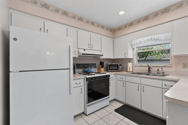 4341 NW 22ND STREET, Gainesville, FL 32605