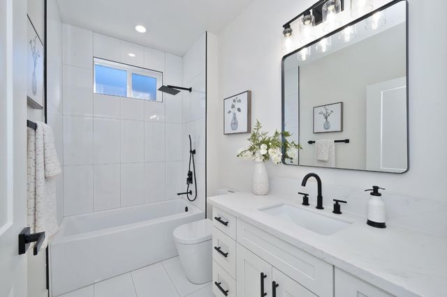 675 Oakshire Dr, Ione, CA 95640