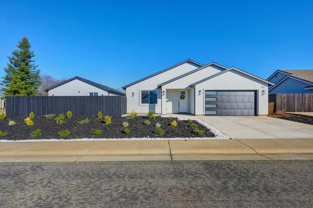 675 Oakshire Dr, Ione, CA 95640