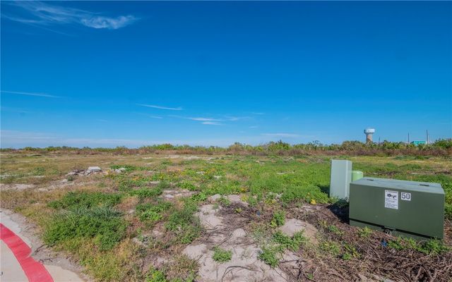 240 Flounder Dr, Port Aransas, TX 78373