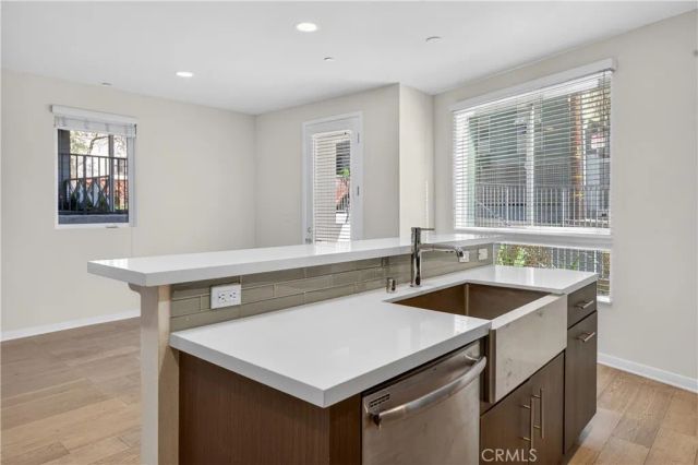 11912 Laurelwood Dr. 101, Studio City, CA 91604