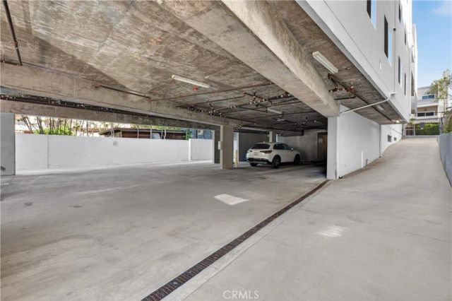 11912 Laurelwood Dr. 101, Studio City, CA 91604