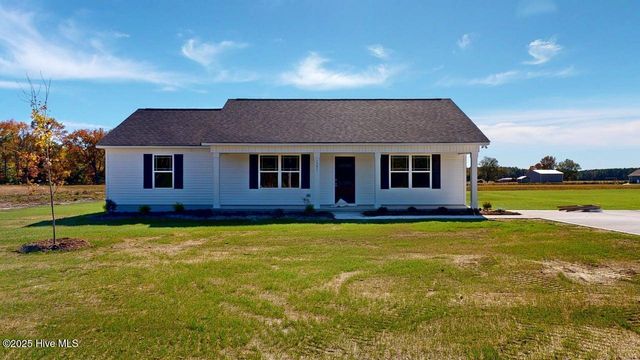 1391 Pinkney Road, Pikeville, NC 27863