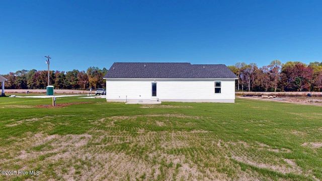 1391 Pinkney Road, Pikeville, NC 27863