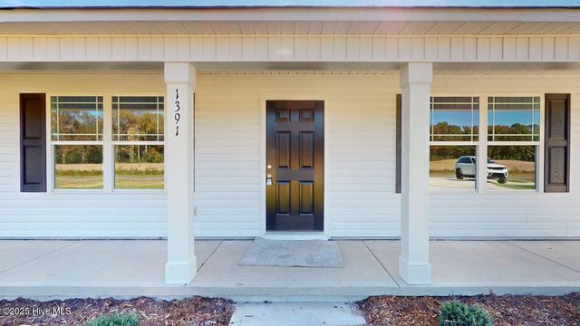 1391 Pinkney Road, Pikeville, NC 27863