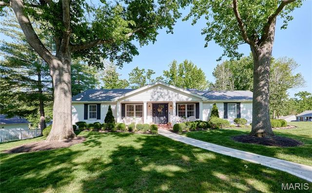309 PROVIDENCE Road, Ballwin, MO 63011