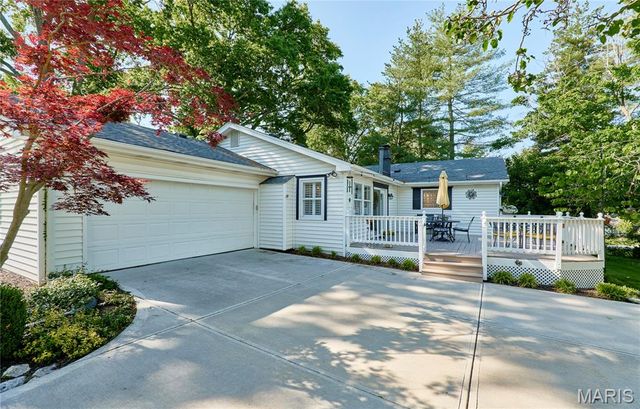 309 PROVIDENCE Road, Ballwin, MO 63011