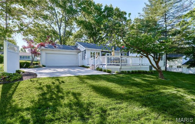 309 PROVIDENCE Road, Ballwin, MO 63011